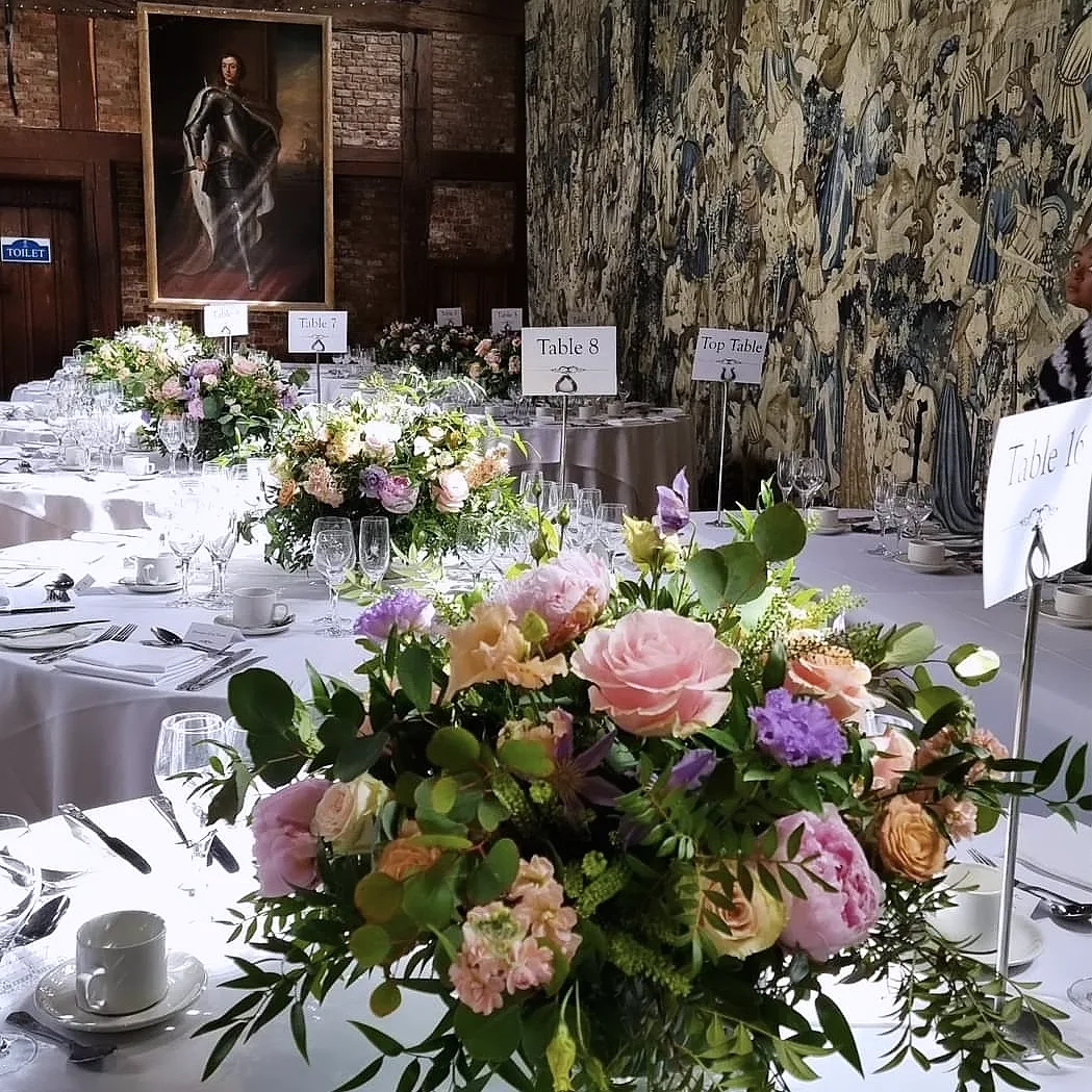 Wedding flowers by Dancing Orchid, North London florist