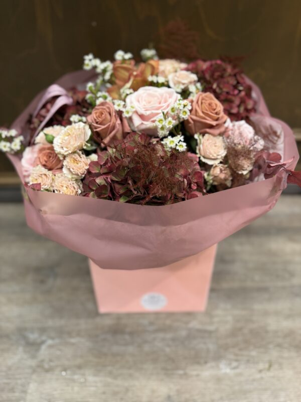 Velvet petals - Image 2